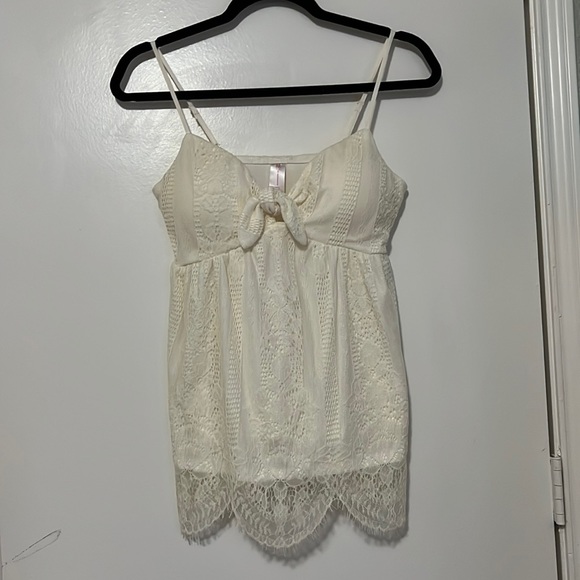 Cute camisole - Picture 1 of 3